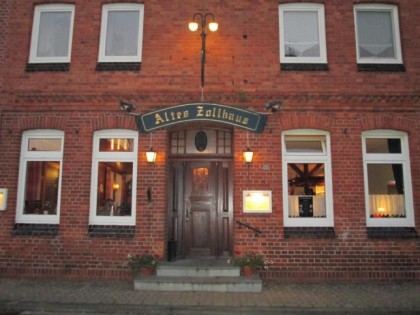 照片: Altes Zollhaus